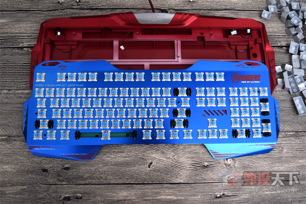 烧友拆解美队也逃不出我的魔掌宜博美队版拆解