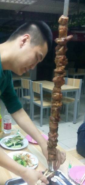 超级好吃的特色烤串,好吃到爆汁的烤串