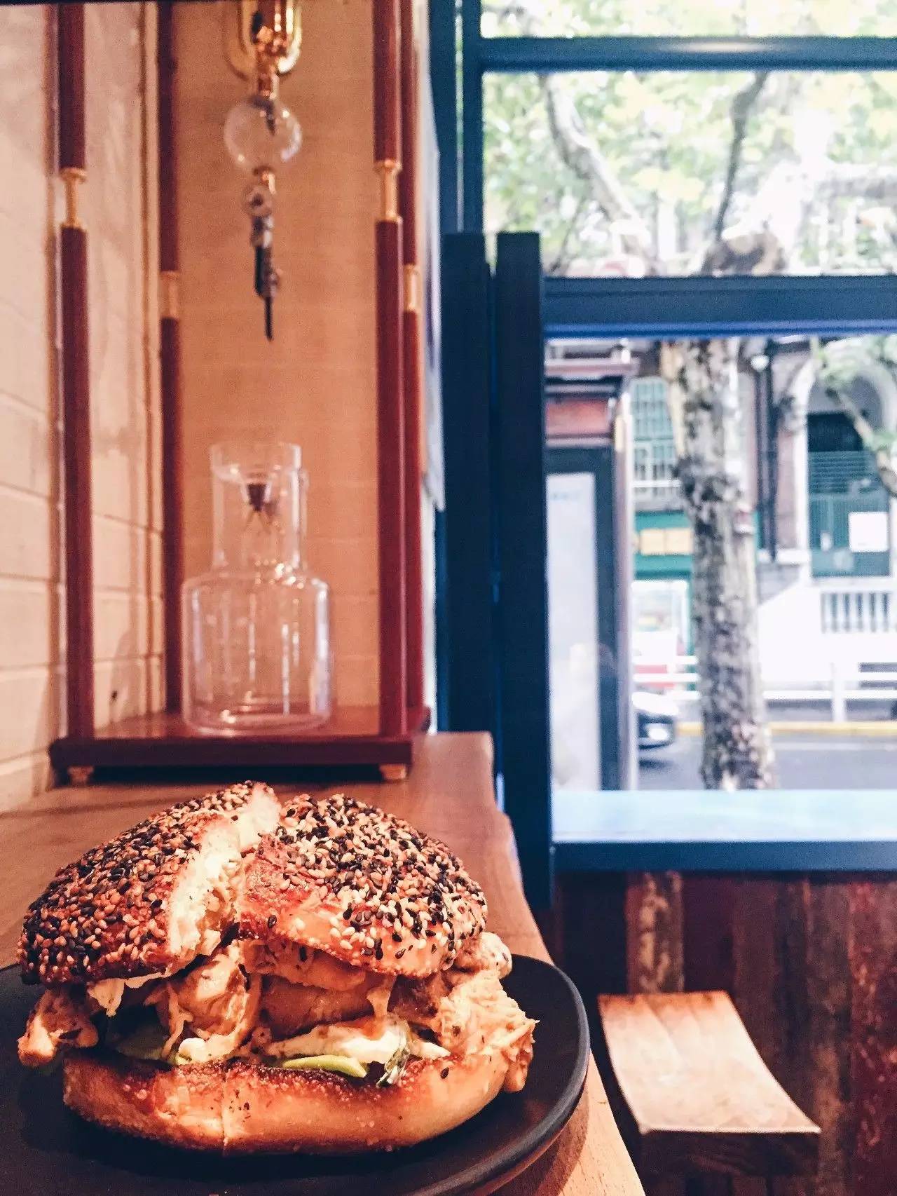 在上海怀念成都,在上海想念自己的故乡