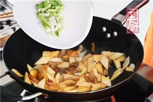 小米辣炒山药的家常做法,家常大碗山药做法