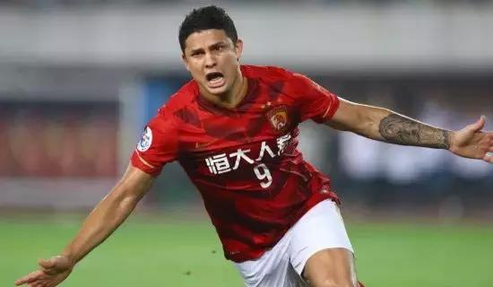 许家印亏了多少亿,许家印喝最新鲜的恒大冰泉