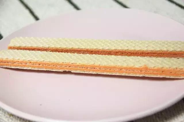 肉测711、全时、全家的24种零食，好不好吃一看就晓得