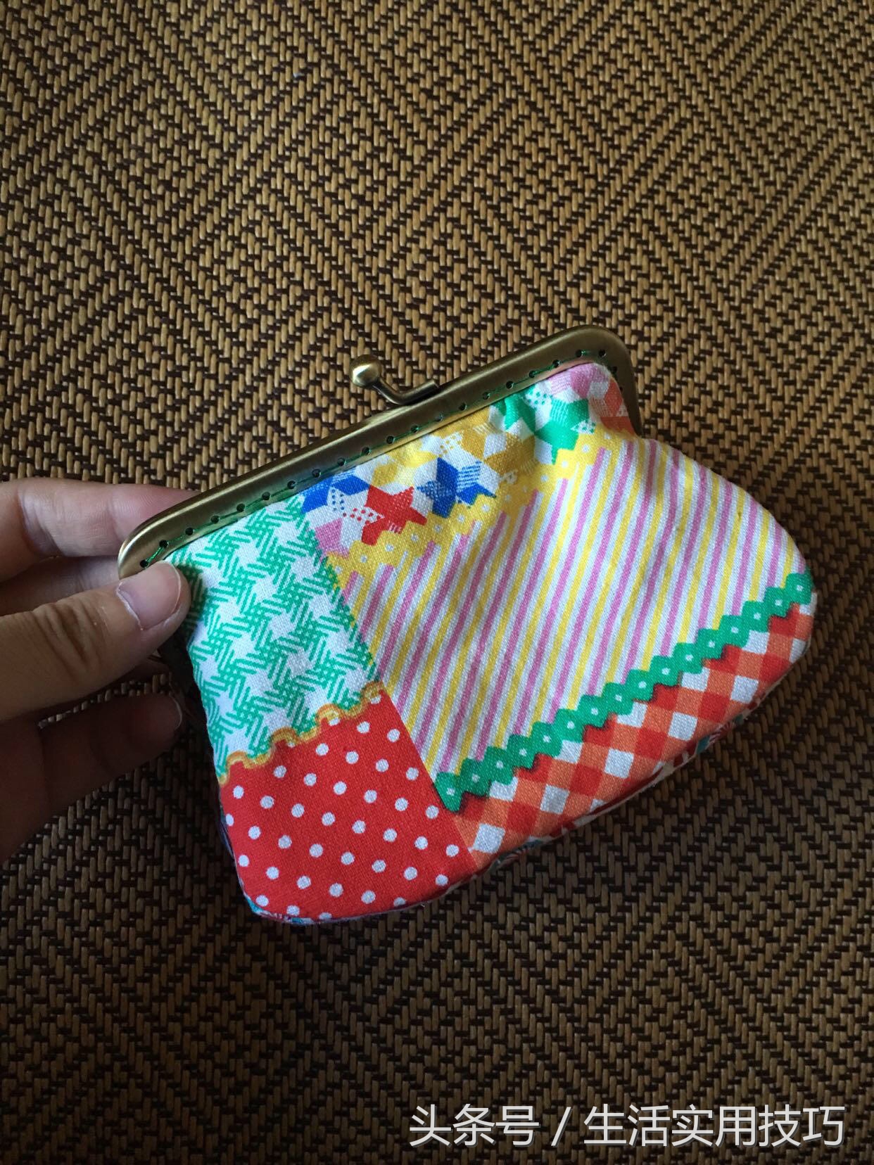 怀孕30周做家务,34周孕妇在家做手工活