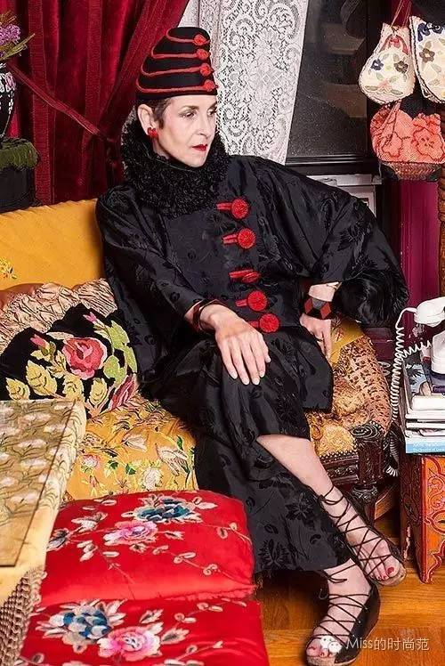旗袍穿搭优雅气质方法,旗袍搭配起来也十分讲究