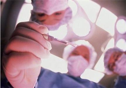 顺产还要挨一刀的说说,明明可以顺产为什么要剖腹