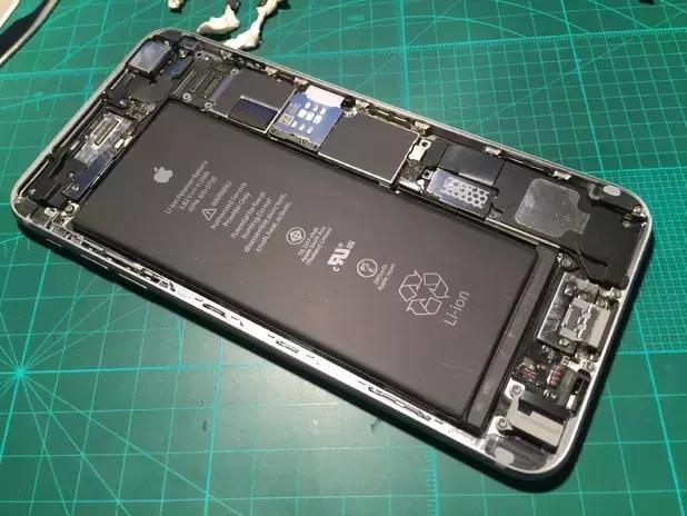 给苹果6s换4000毫安电池,iphone6plus更换电池