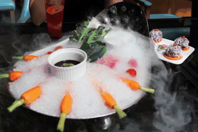 据说在福田这个Mall里面,一家店只接待一种人!