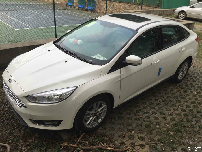 2012福克斯三厢1.6自动风尚版测评,福克斯20171.0自动超能风尚评测