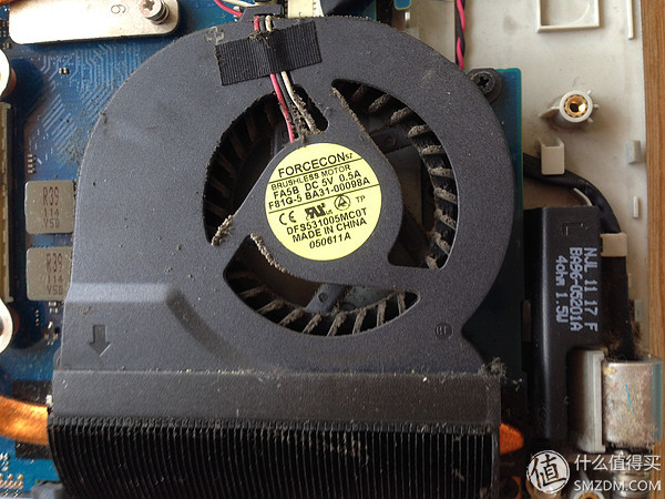 三星rv515笔记本拆机教程,三星rv420笔记本清灰