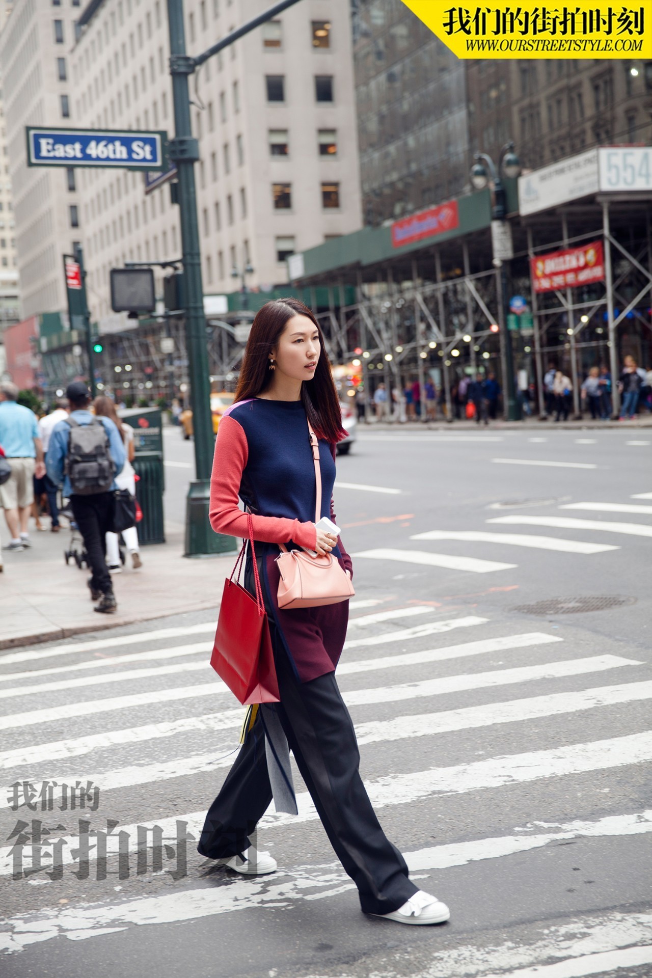 街拍时尚大方显年轻气息,王珞丹街拍