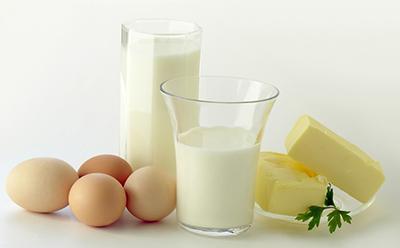 湿疹期间能喝奶粉吗,宝宝湿疹是不是奶疹