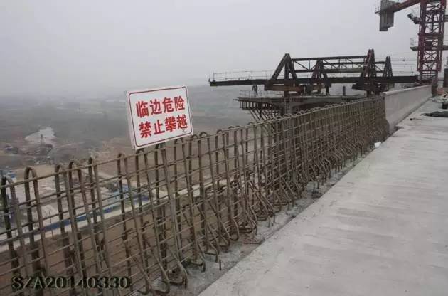 码头作业区安全警示标志标牌,安全警示标志标牌