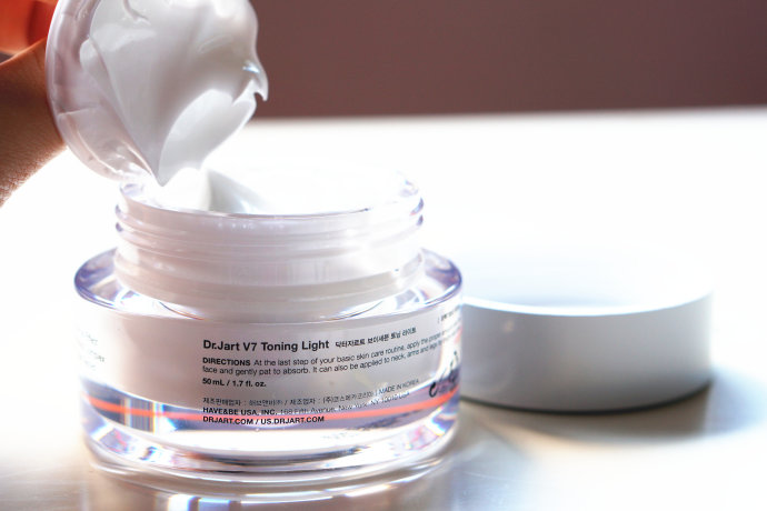 能把老公贴脸上?盘点2016韩国卖断货的人气网红单品!