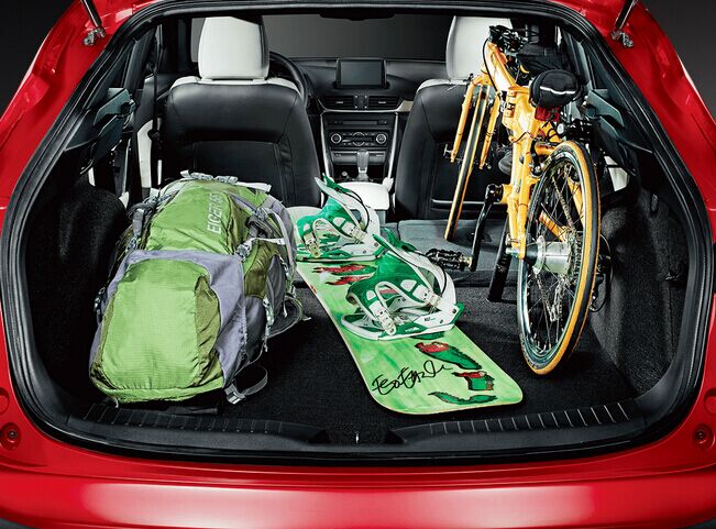 外观时尚经济油耗质量可靠suv,马自达2021款2.0cx4蓝天探索版