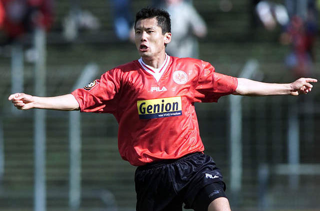 中国足球留洋球员的崛起与挑战,中国足球留洋巅峰时期有多强