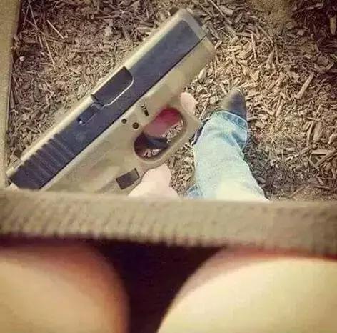 战术美学|《疾速追杀》的“枪械世界”