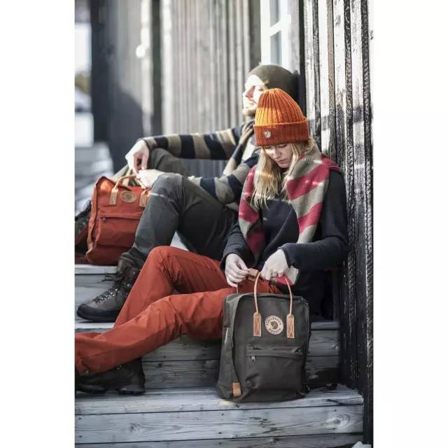 又土又个性的包,又丑又傻的双肩包