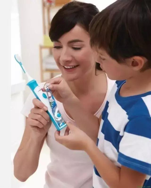 宝宝龋齿可能引发全身性疾病,妈妈必须知道的0~6岁牙齿护理