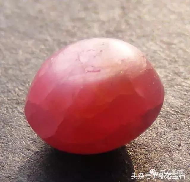 破损锆石怎么利用,戒指宝石破损怎么磨平