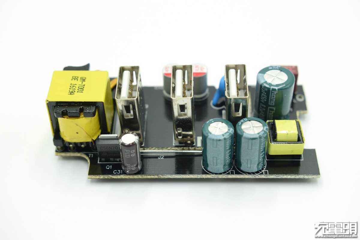 插线板评测对比,青米智能插线板测评