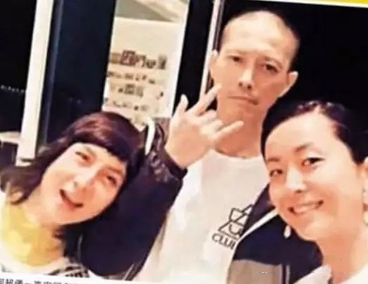 杩峰够楗眬浜嬩欢,杩峰够楗眬