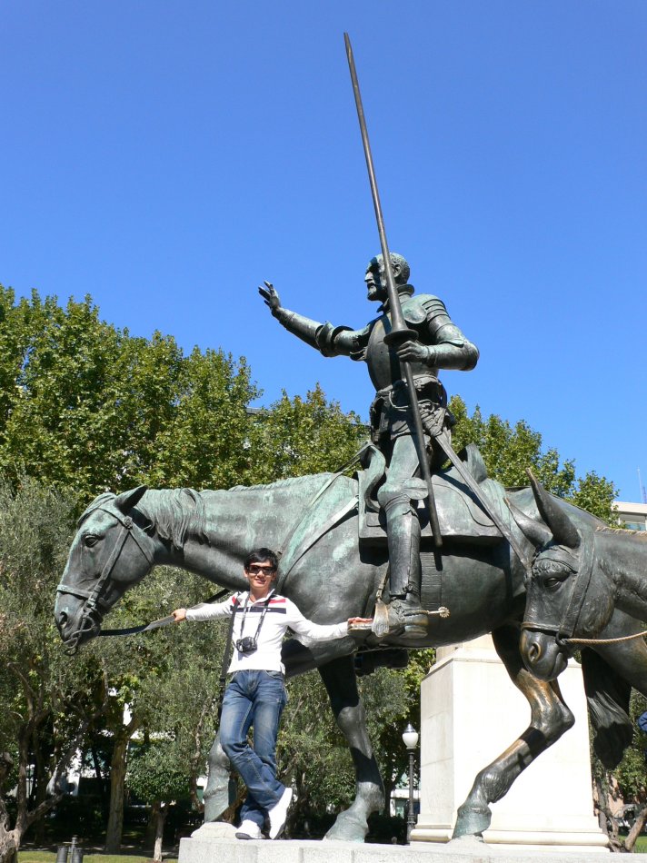 马德里不可思议镜面,马德里不可思议卡点