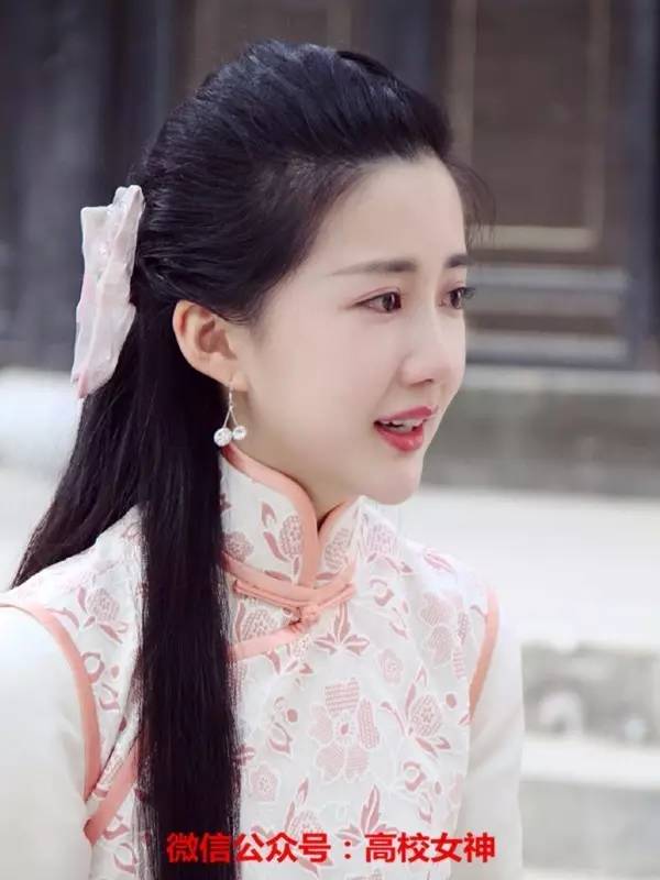 清纯甜美邻家女孩精致优雅,清纯可爱邻家女孩俏皮