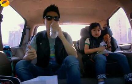 多大的儿童需要儿童安全座椅,爸爸去哪儿从小到大变化