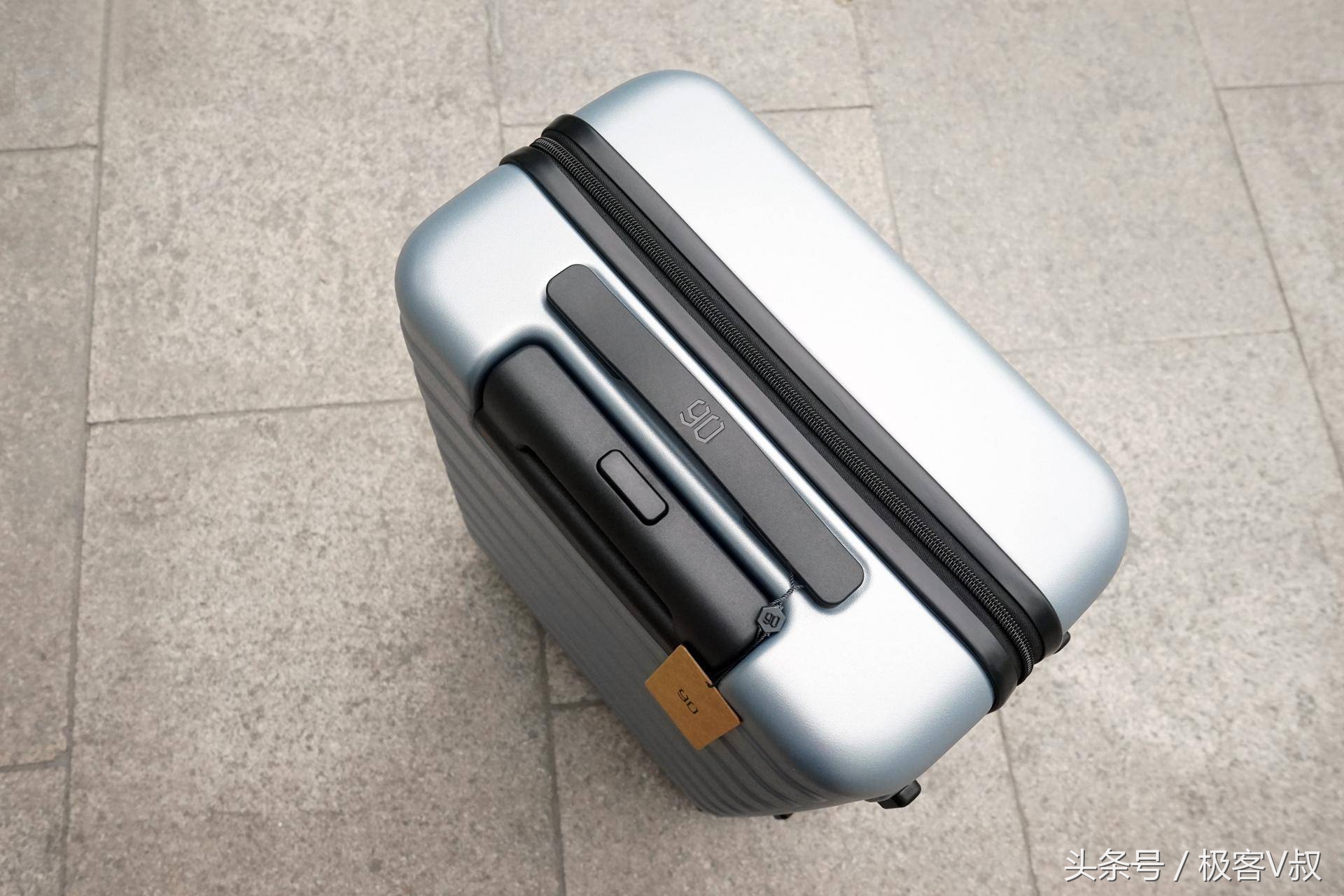 90分七道杠旅行箱扩容版,90分七道杠旅行箱哪个颜色好看