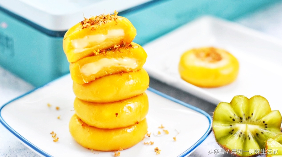 宅在家里享受周末这悠闲的时光,惬意午后有滋有味宅生活