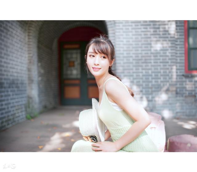 小说：被逐出家门的小丫头穿着性感，好友：走这路线艳压白莲姐姐