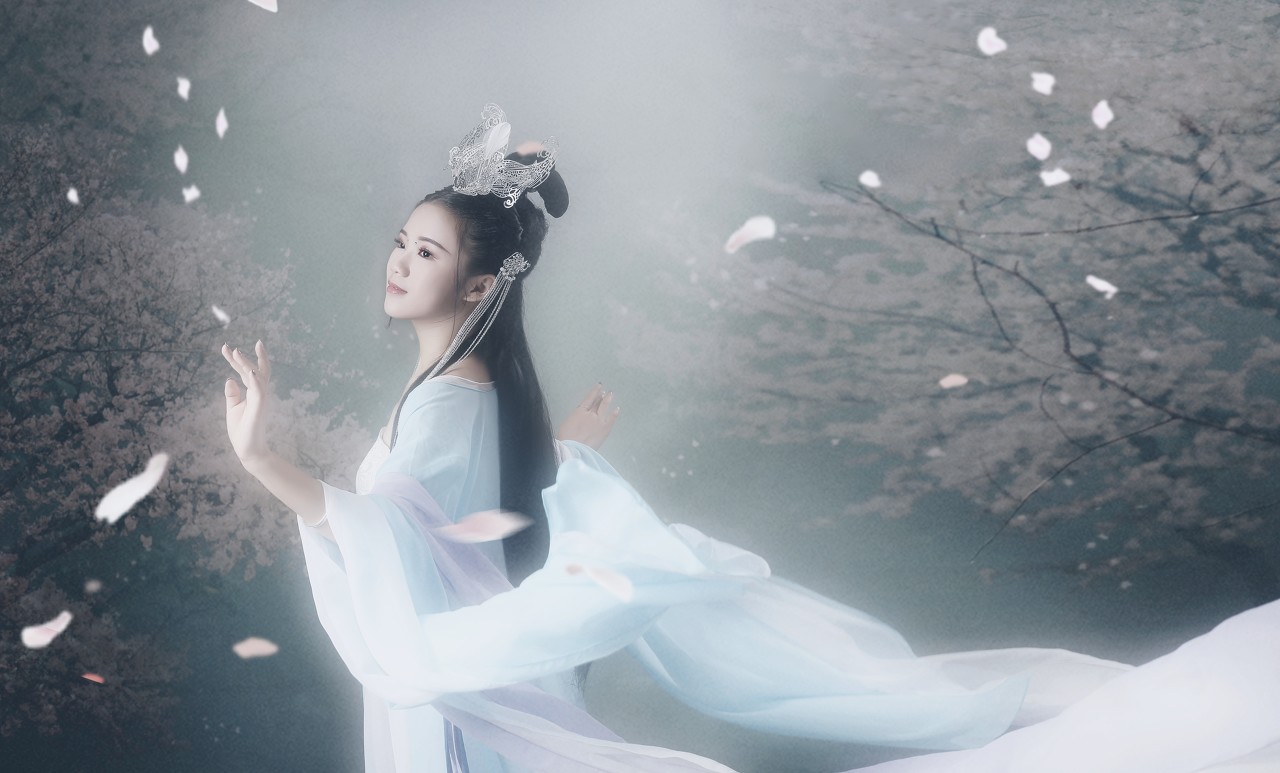 少年抢夺玉玺的故事,少年获得神剑收服动物