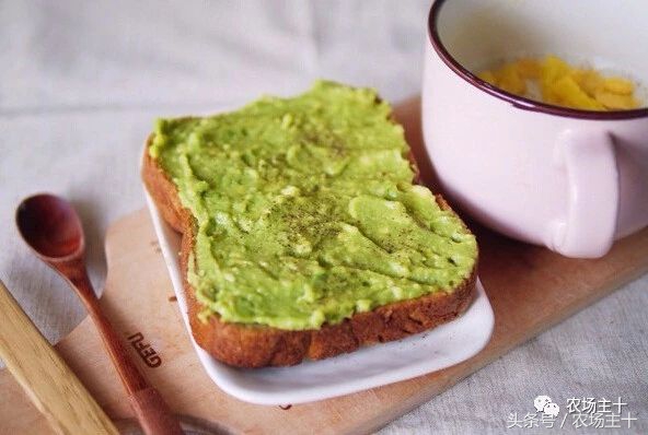 牛油果这么难吃，怎么变成大爆款？这可能是最成功的*脑洗**型营销