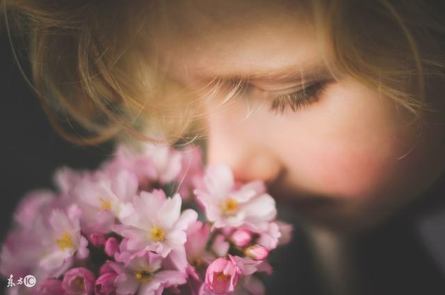 小说：豪门总裁竟成了自己好友，女子激动疯了，看来嫁豪门不是梦