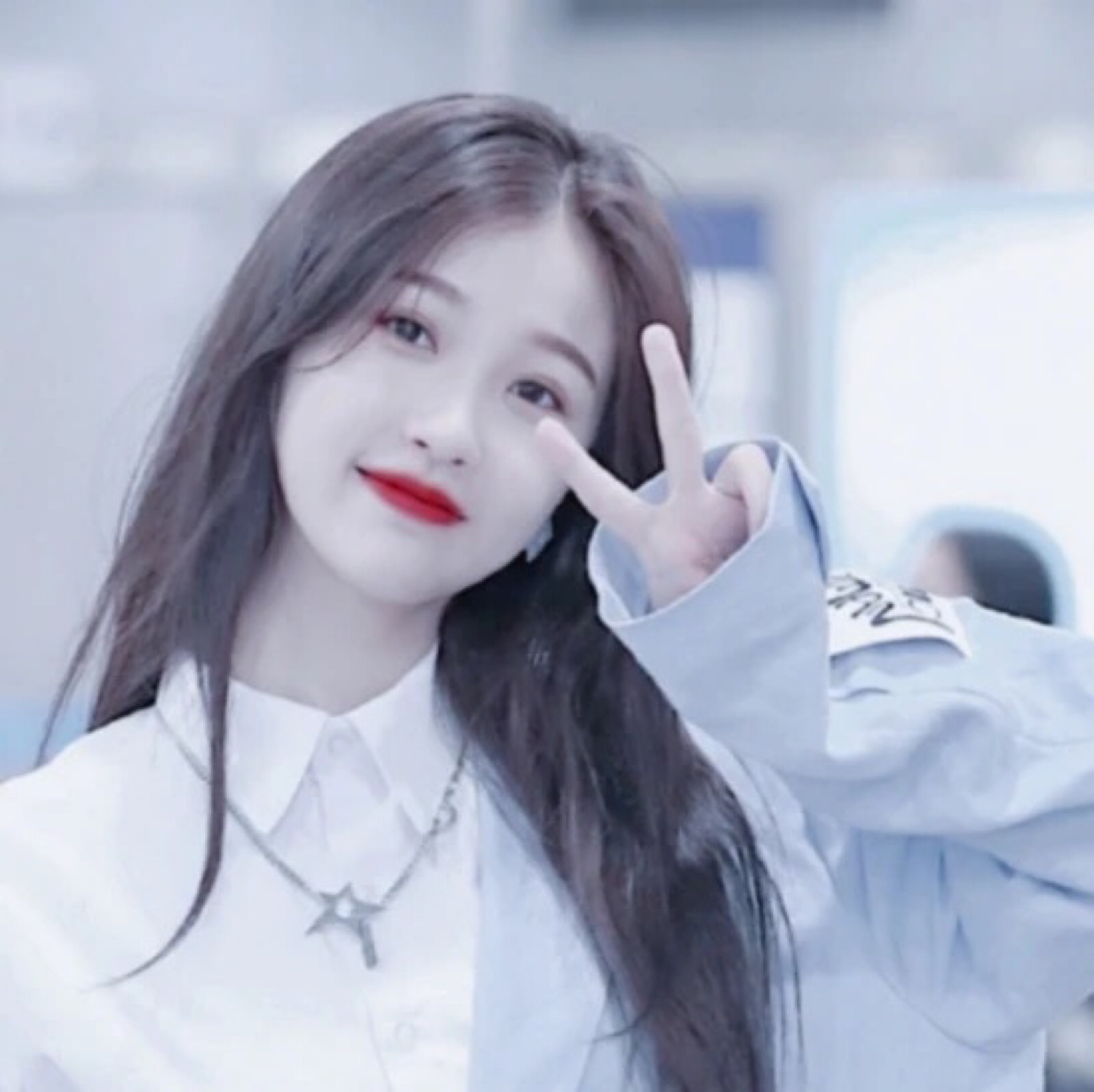 假借拍戏之名公然“揩油”,摸胸、抓臀、脱外衣,该管管了