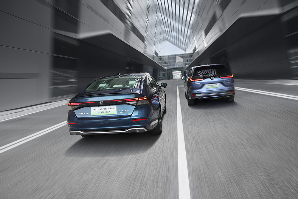 能省也能躁！*四代第**i-MMD！试驾广汽本田双子星