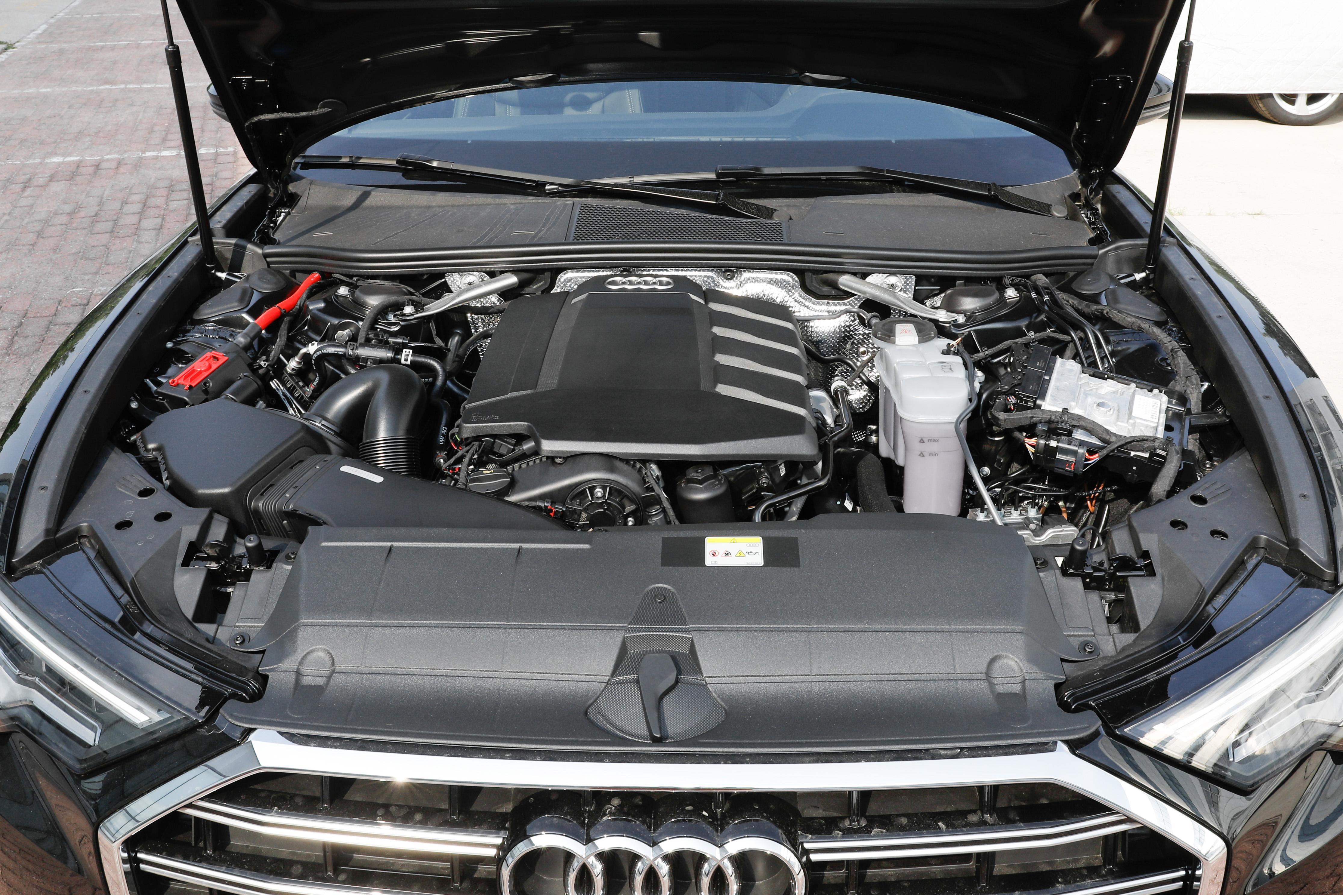 奥迪a6c级车标杆,奥迪a6l45tfsiquattro臻选2022款