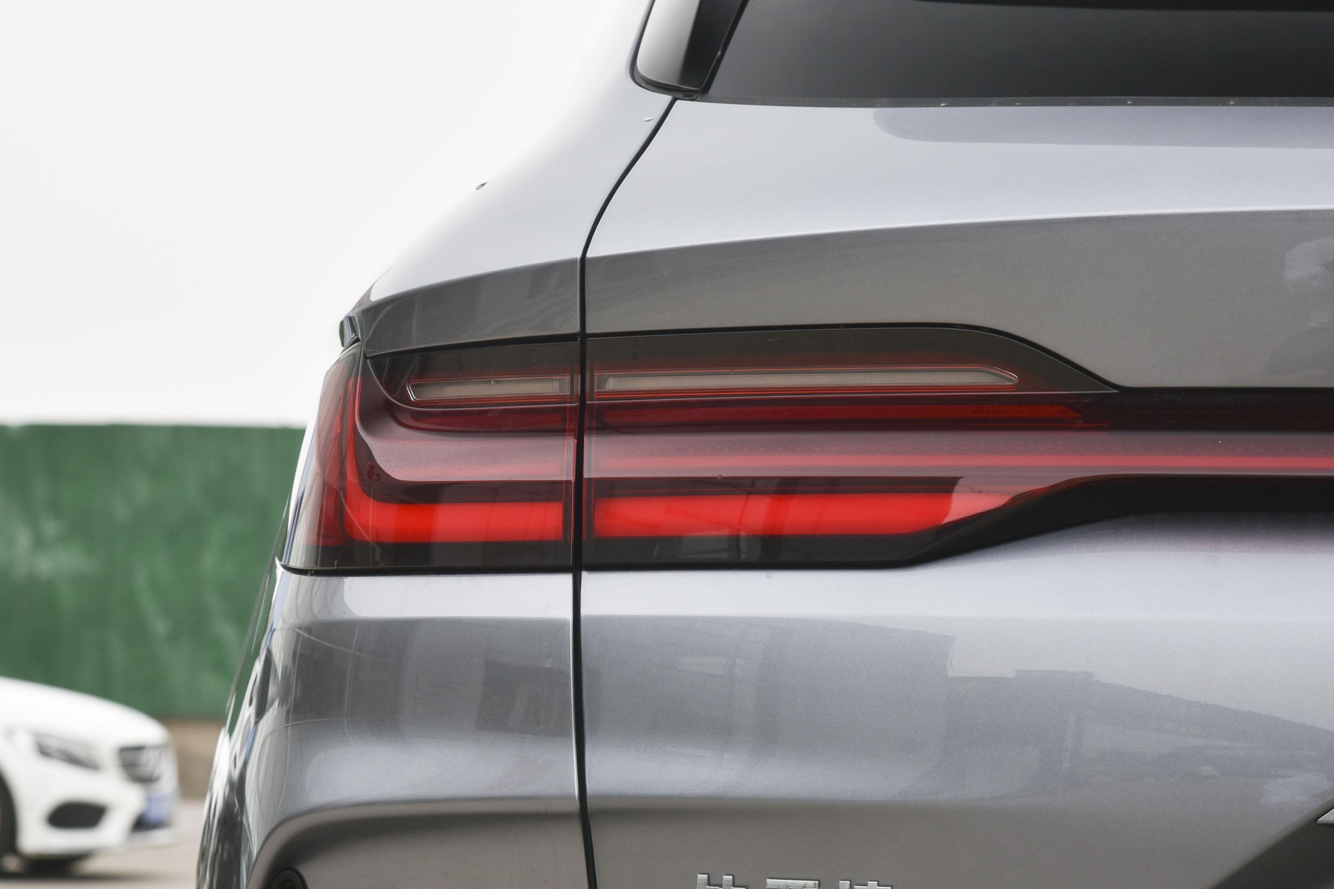 纯电续航110km和150km两个版本,纯电续航1000公里最新款价钱