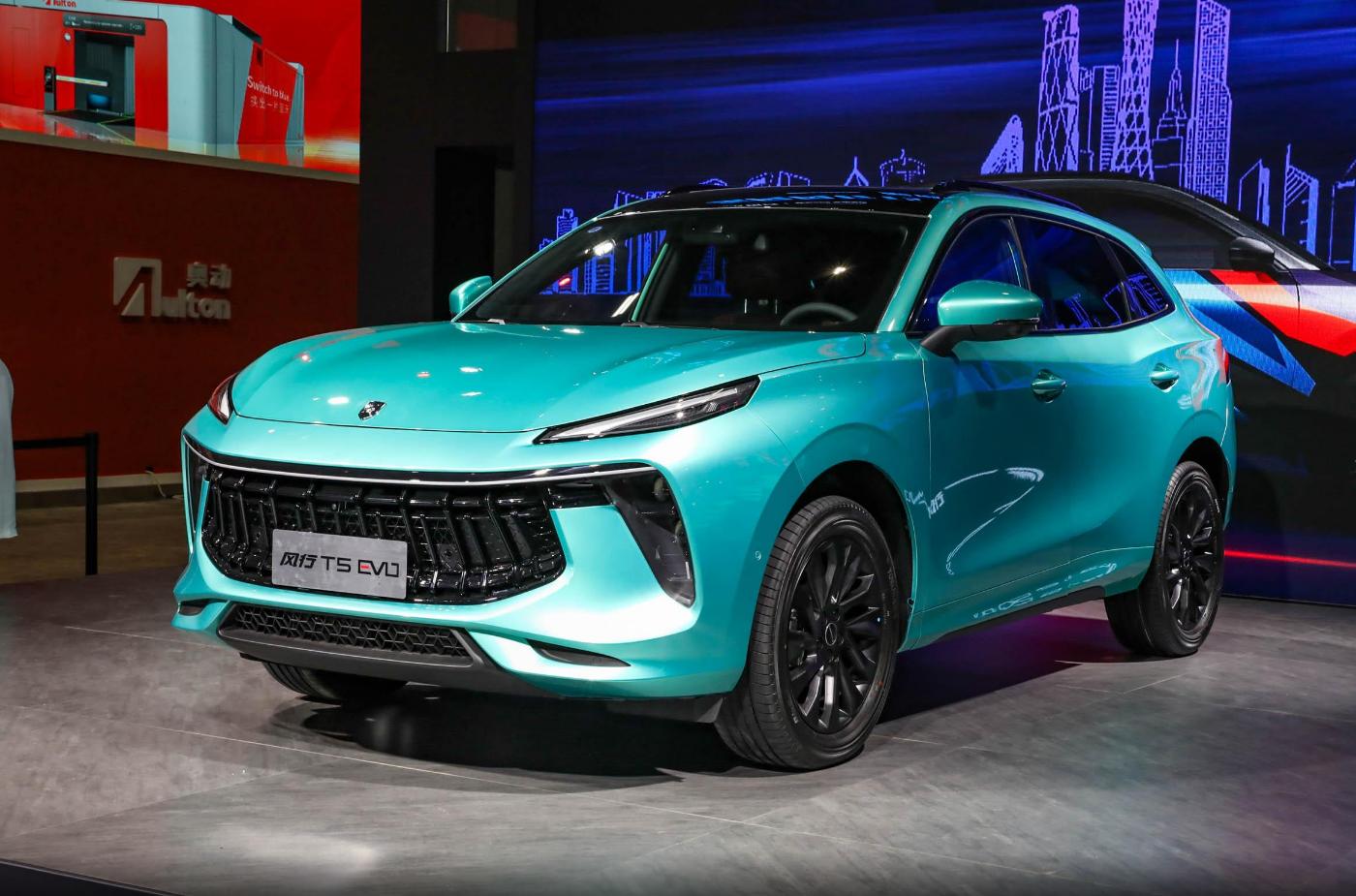 兰博基尼urus和哪款车像,哪款车像兰博基尼urus