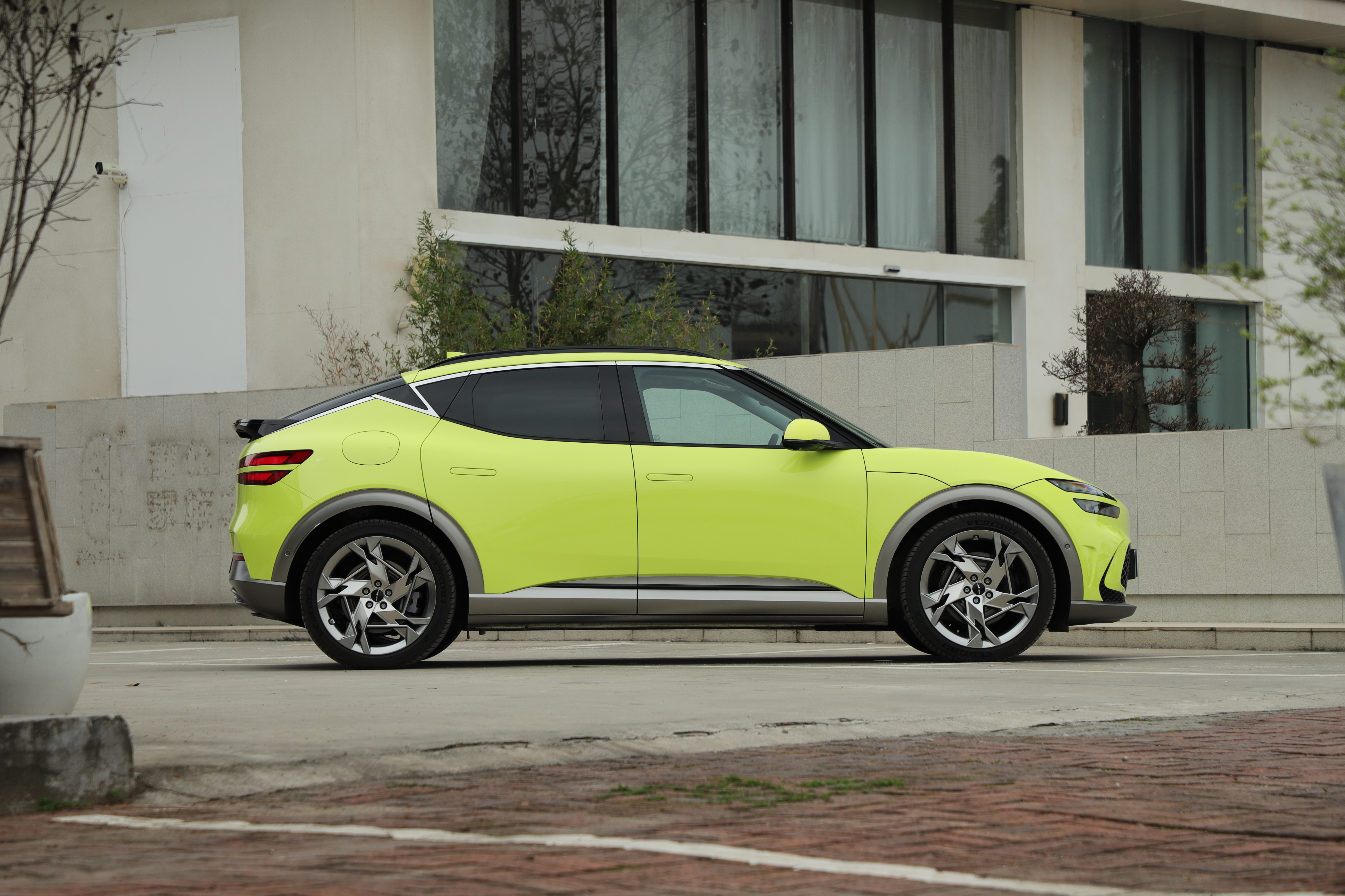 捷尼赛思gv80四驱豪华版试驾路线,捷尼赛思gv60海外试驾