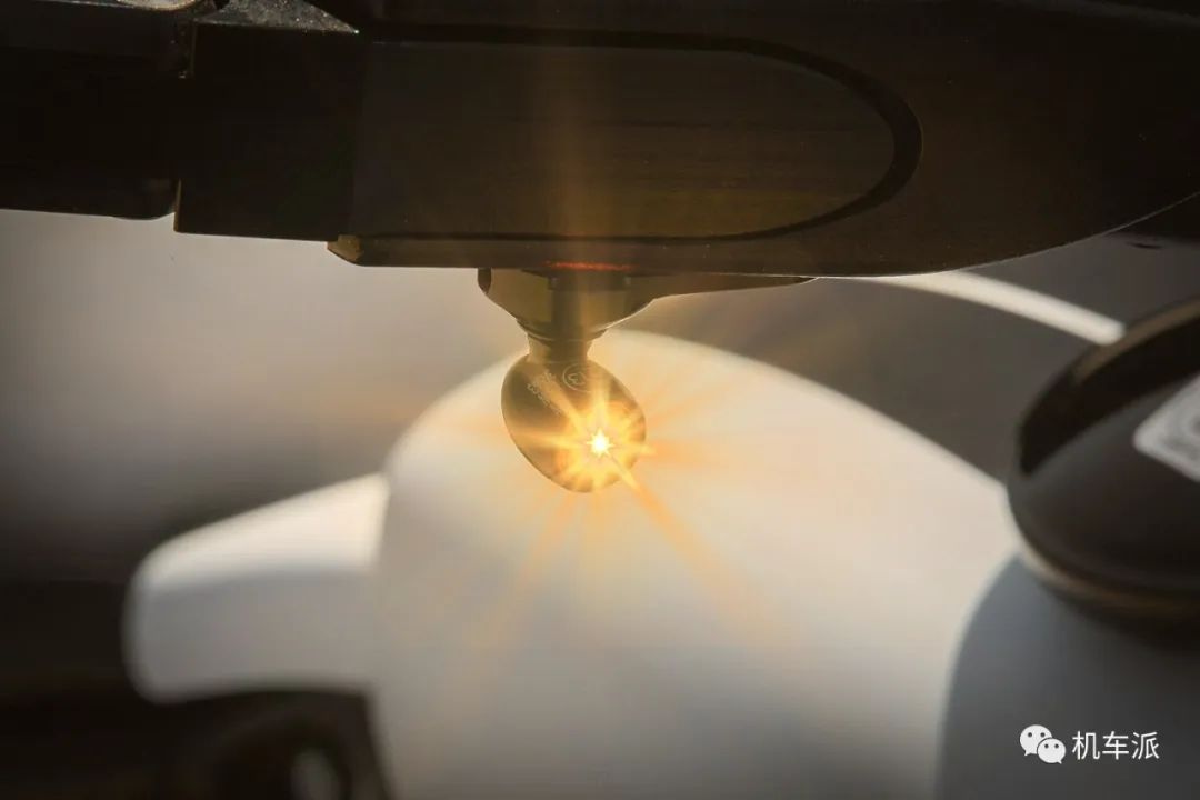 哈雷肥仔复古改装23款,哈雷肥霸改装chopper