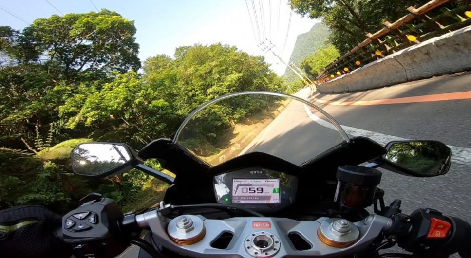 跑山过弯为什么降档,跑山出弯打滑怎么办