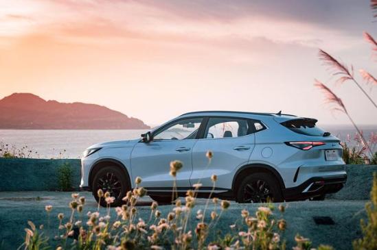 不止是“花瓶”，还有真才学，长安欧尚