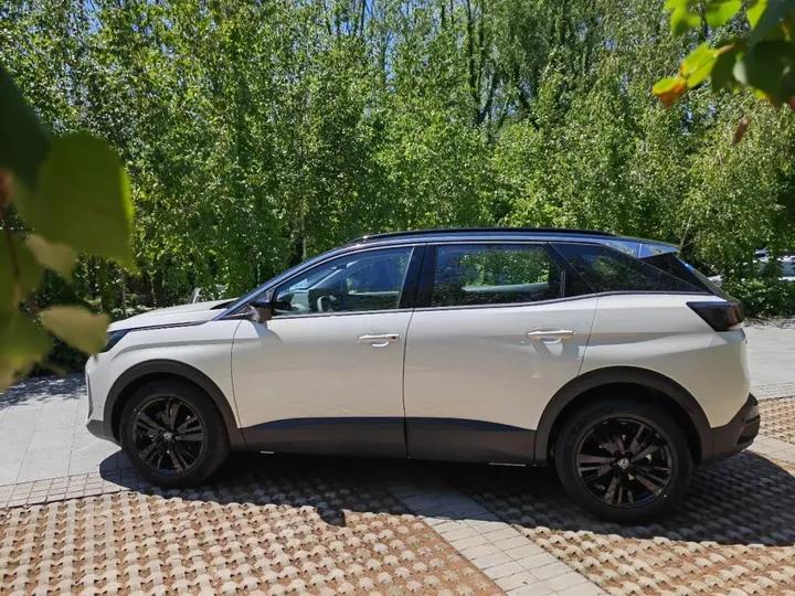 试驾东风标致4008新款,有颜又有料的汽车