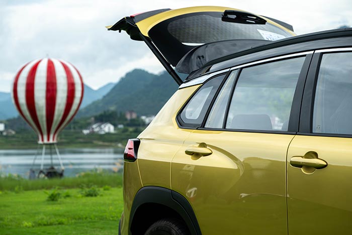 广汽丰田全新锋兰达智能电混双擎,一分钟了解丰田锋兰达