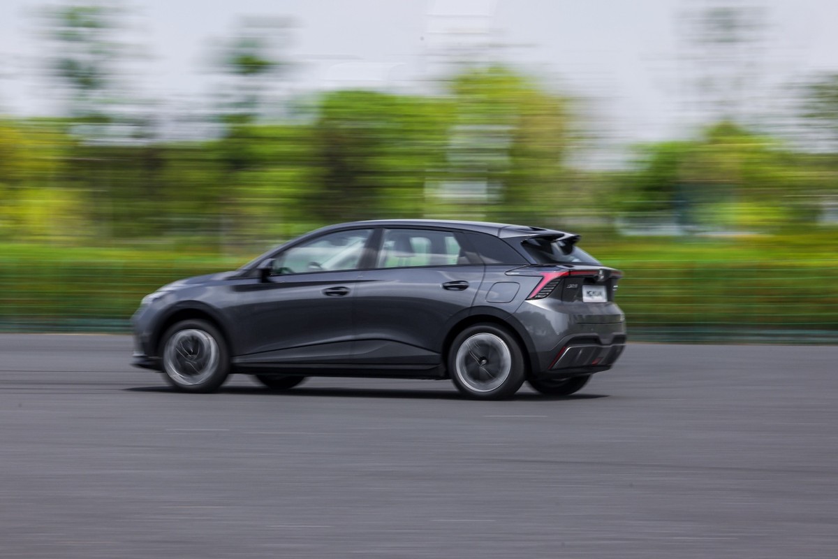 名爵mulan最低价,名爵mulan全球纯电车开订