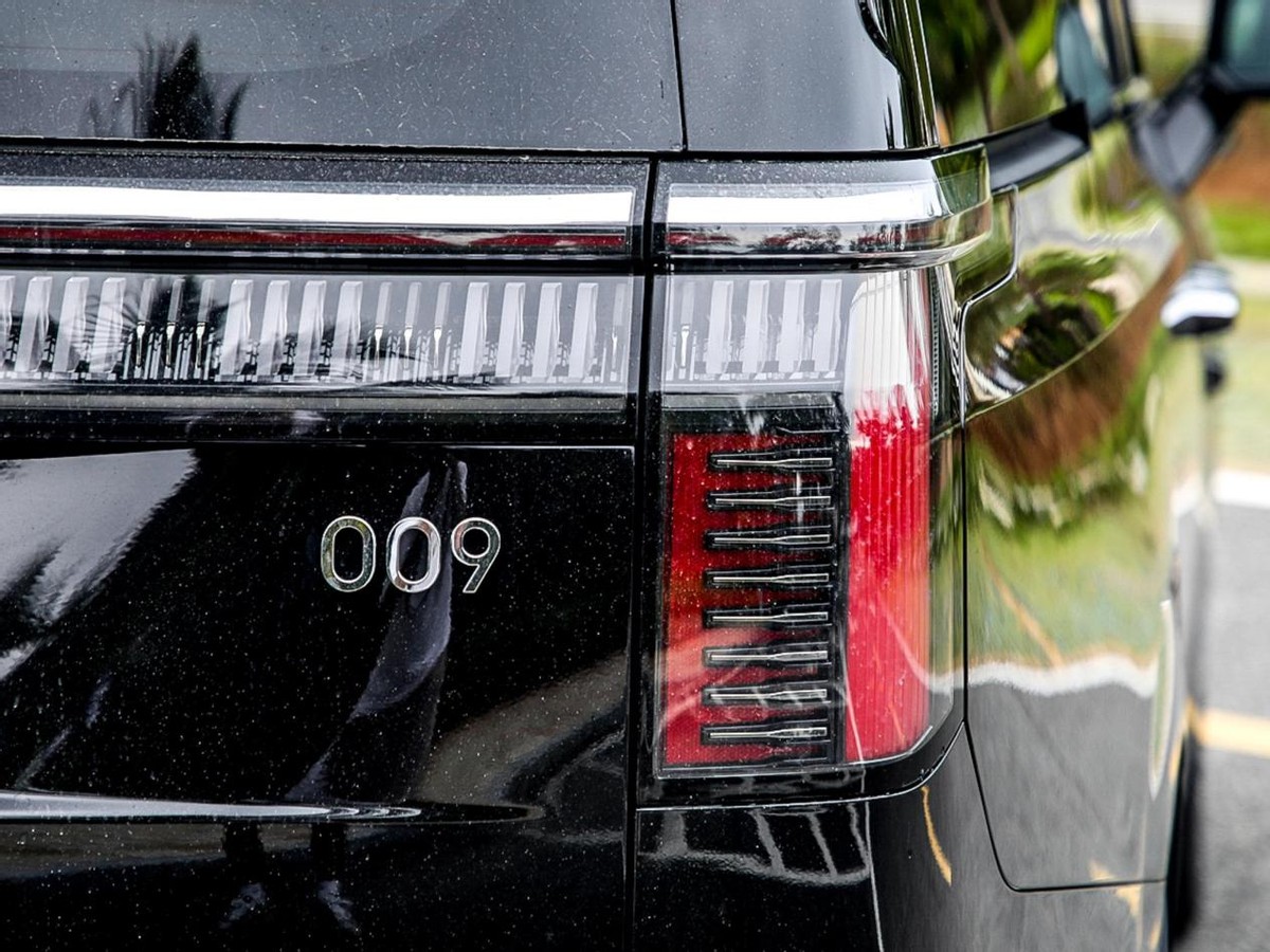 即将大七座纯电动mpv,纯电动汽车中型mpv