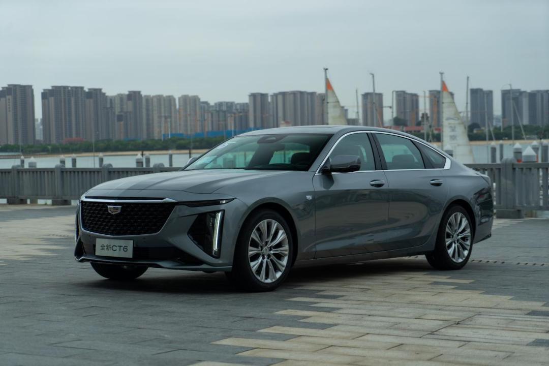 38号车评凯迪拉克ct6试驾视频,试驾凯迪拉克全新ct6豪华版