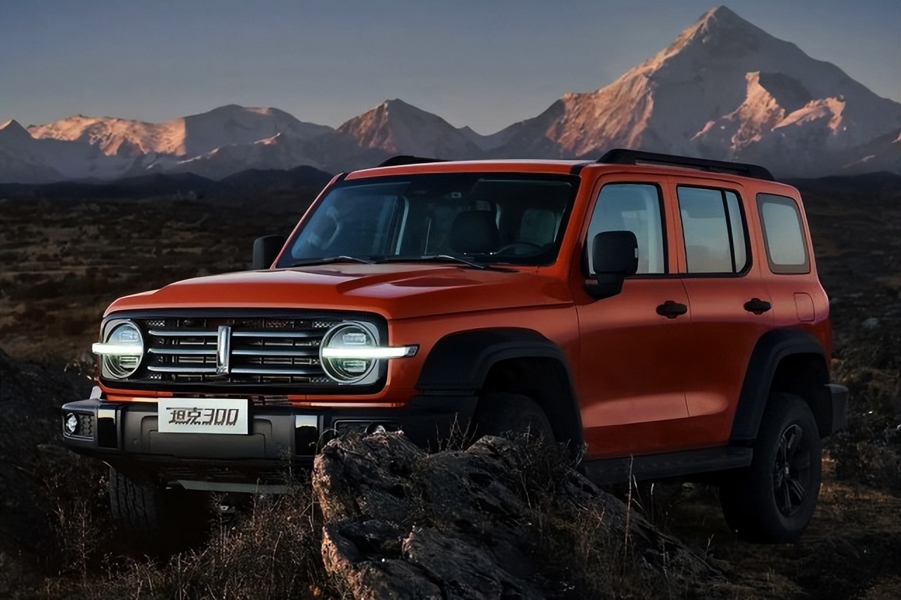 jeep牧马人对比坦克300空间,jeep牧马人vs坦克300