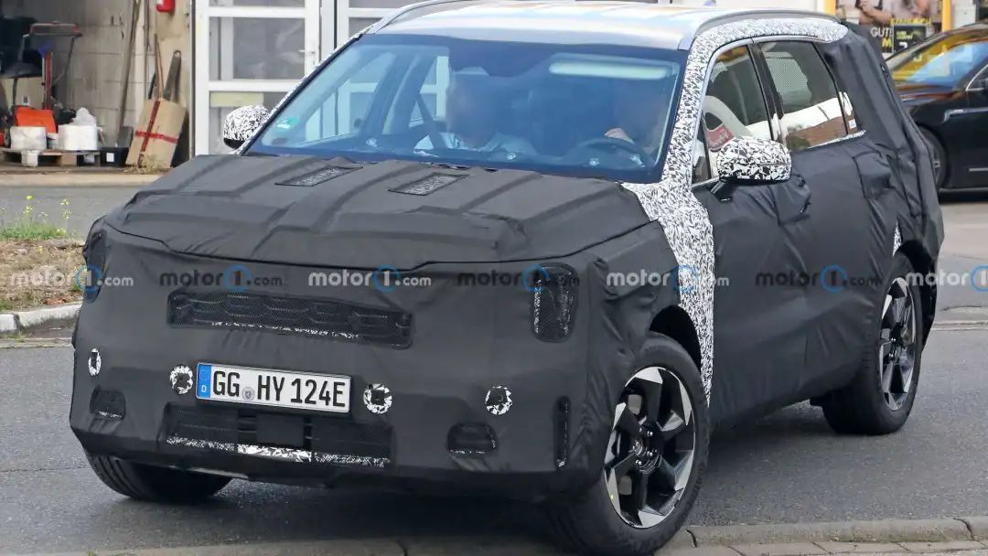 兰博基尼urus四驱定制加长版9座,2024款兰博基尼urus插电混动